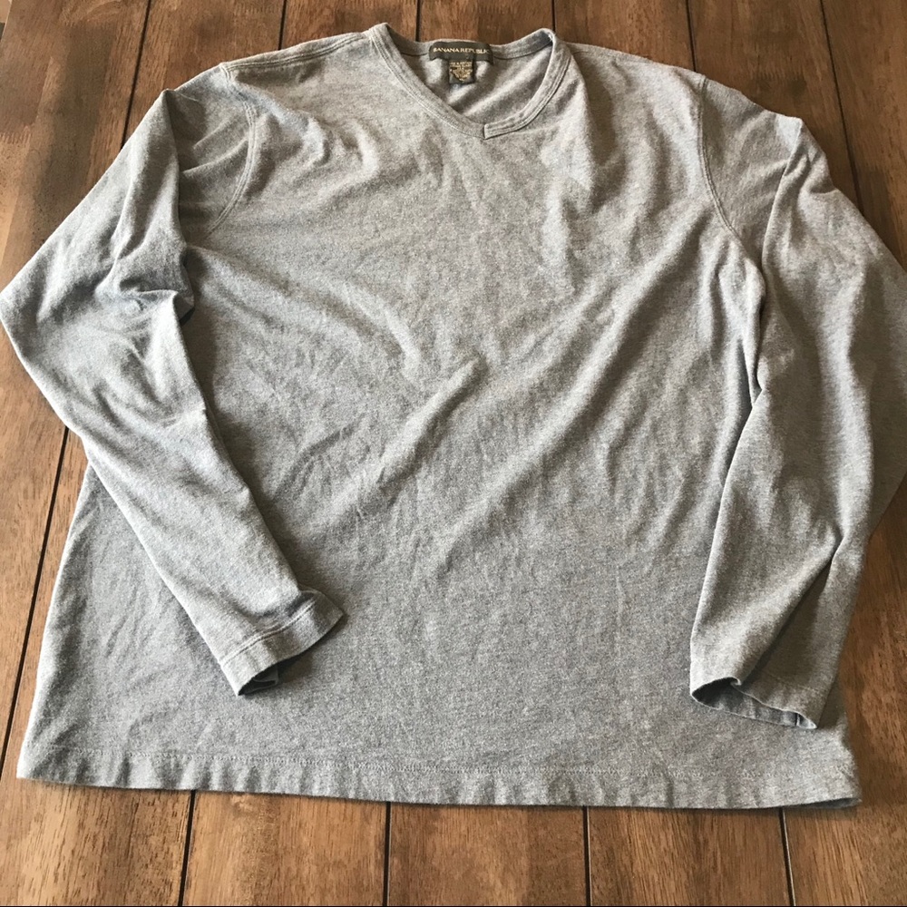 Banana Republic V neck pull over, 100% cotton, XL
